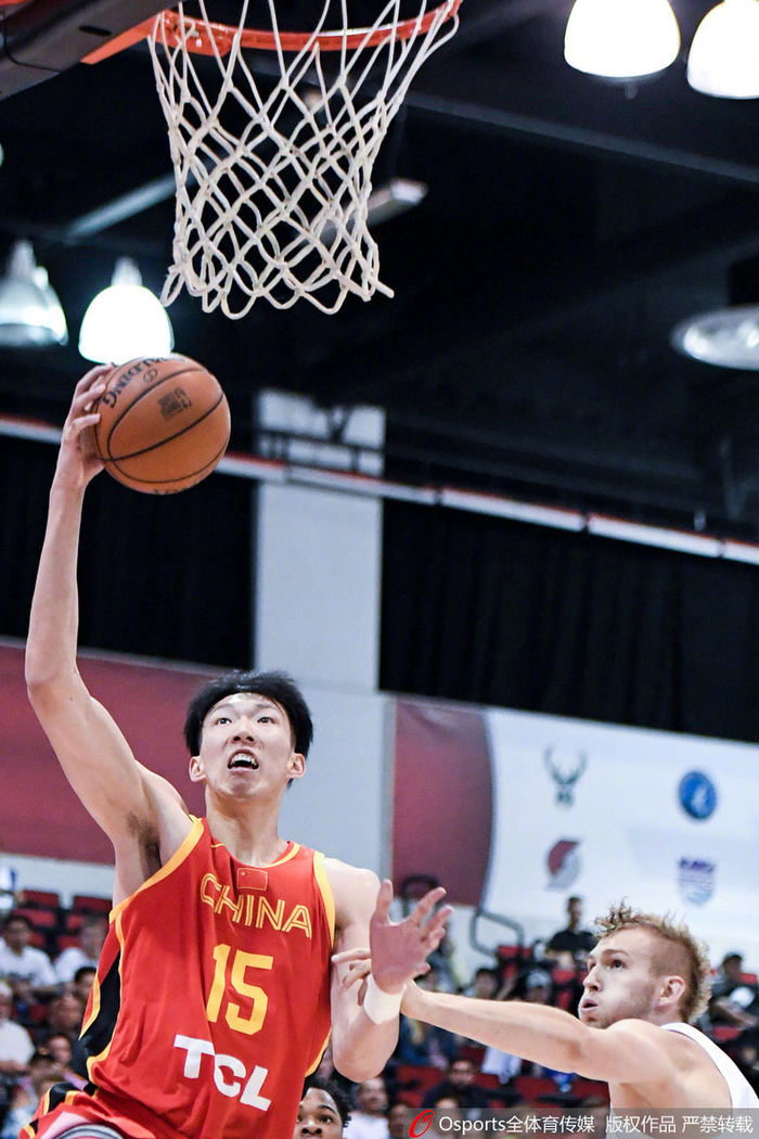 雄鹿鏖战火箭,赵继伟点燃赛场 雄鹿鏖战火箭,赵继伟点燃赛场