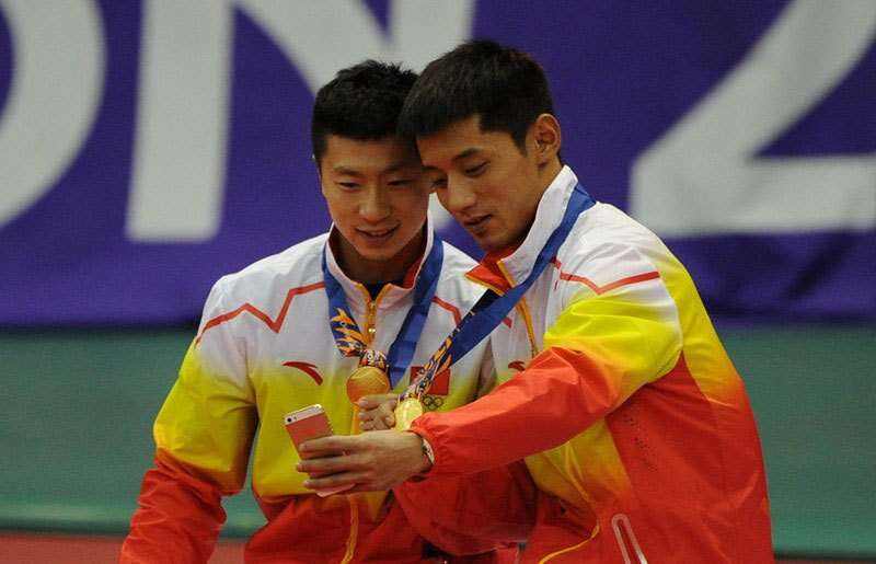 德国队逆转奥地利队,马龙带队取胜 德国队逆转奥地利队,马龙带队取胜