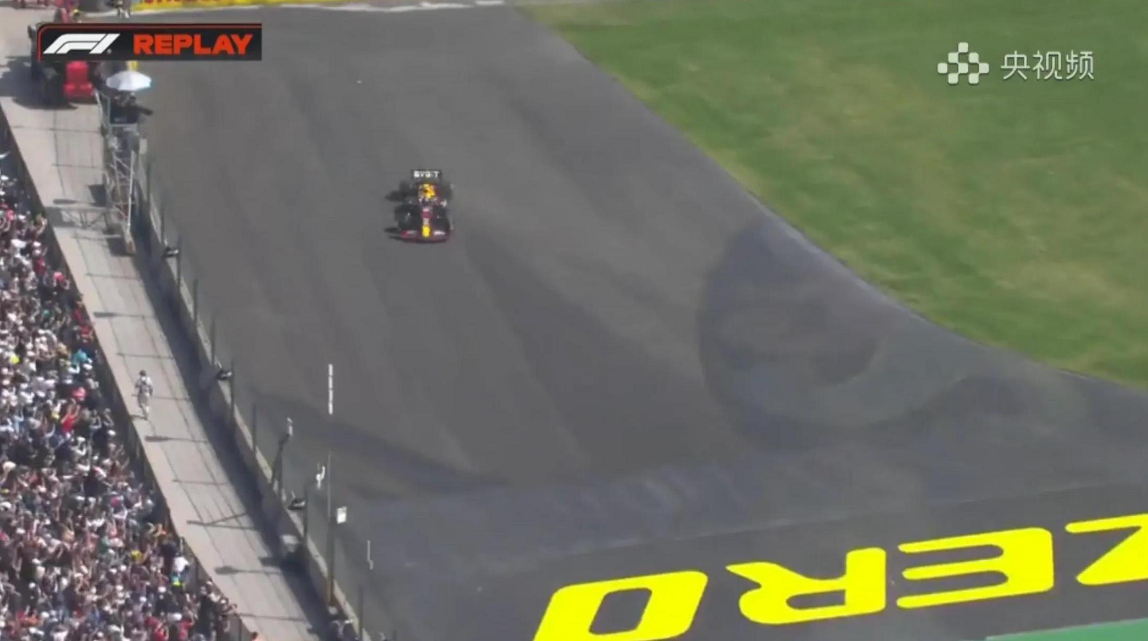 法拉利碾压阿斯顿马丁,佩雷兹统治全场 法拉利碾压阿斯顿马丁,佩雷兹统治全场