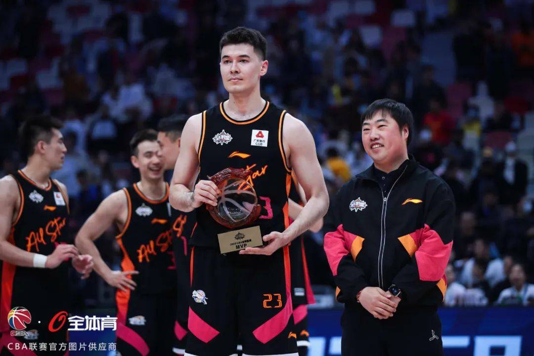 凯尔特人横扫公牛,张镇麟刷新纪录 凯尔特人横扫公牛,张镇麟刷新纪录