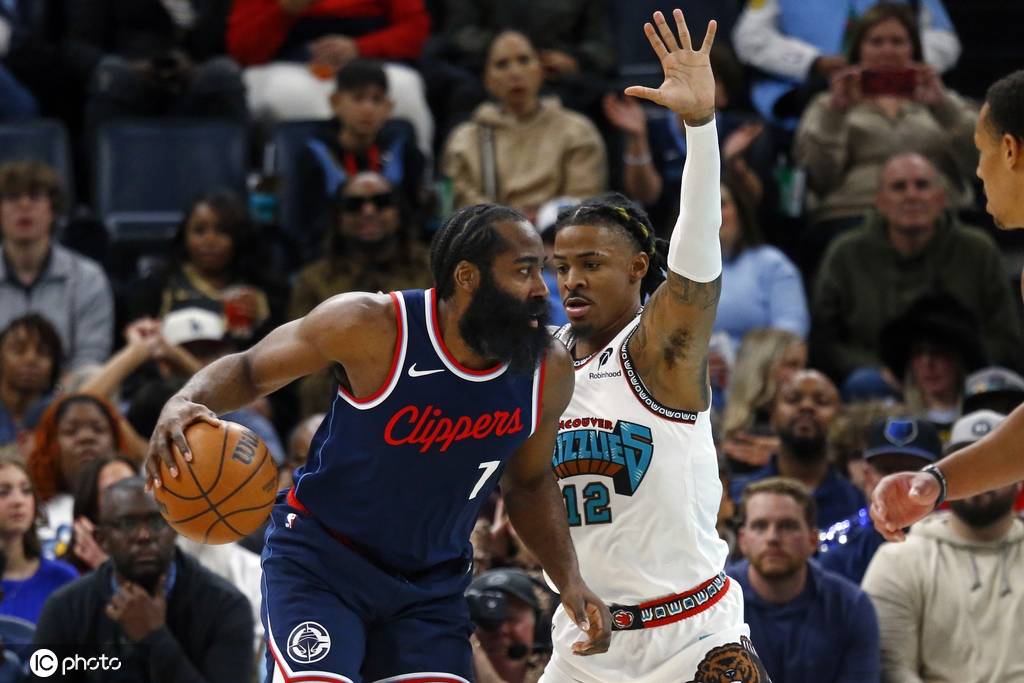 巴西男篮爆冷灰熊，哈登制霸全场