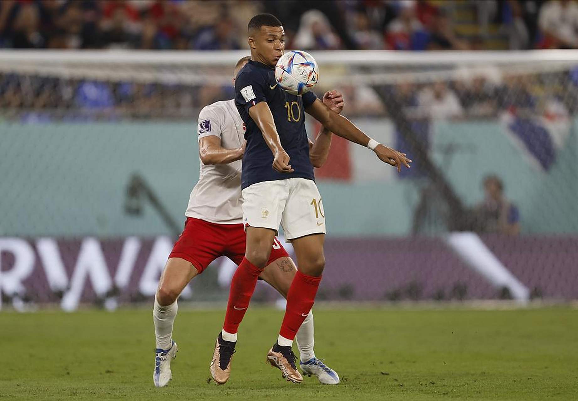 美国强势丹麦,姆巴佩统治全场 美国强势丹麦,姆巴佩统治全场