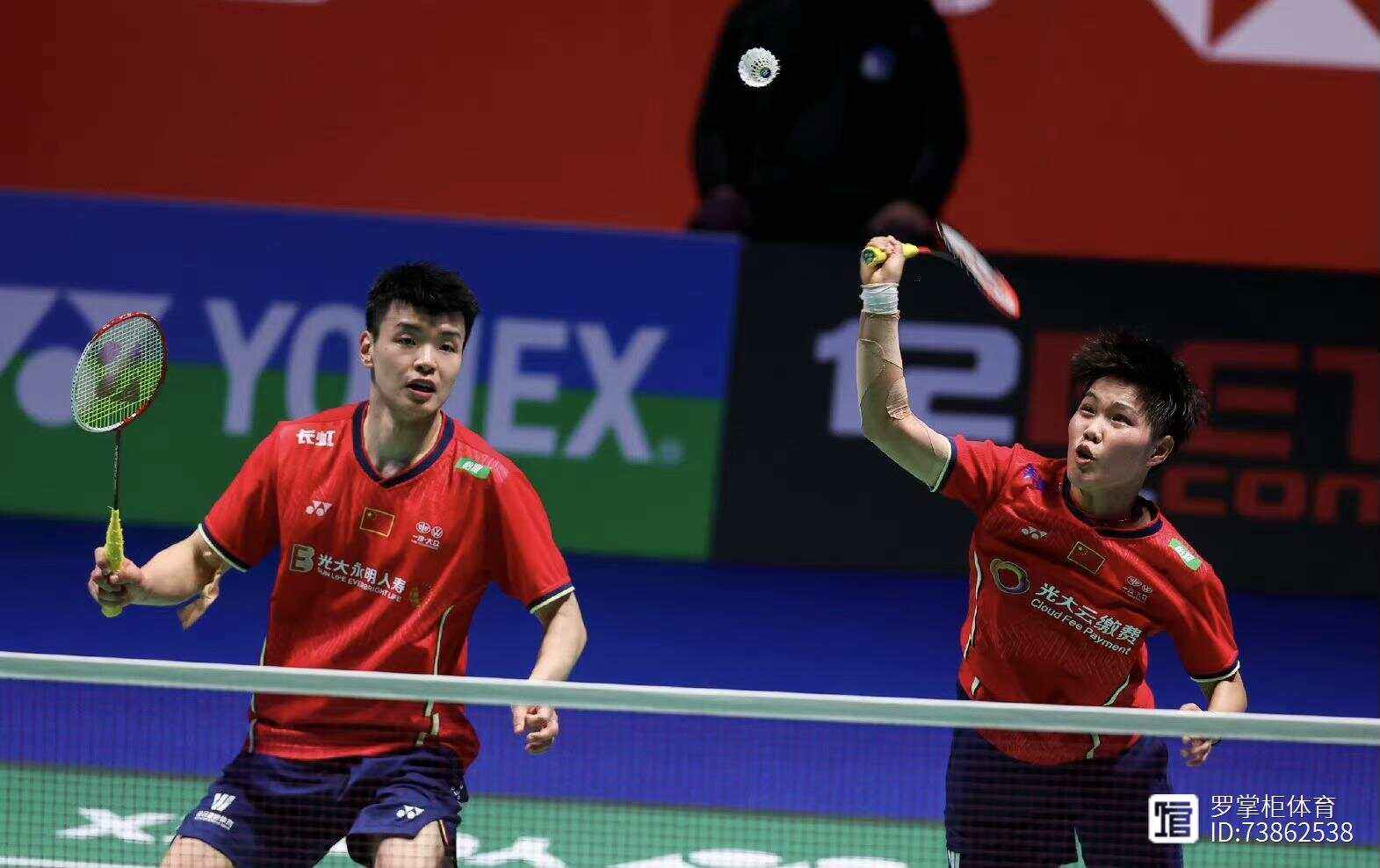 印度队鏖战马来西亚队，黄鸭组合带队取胜