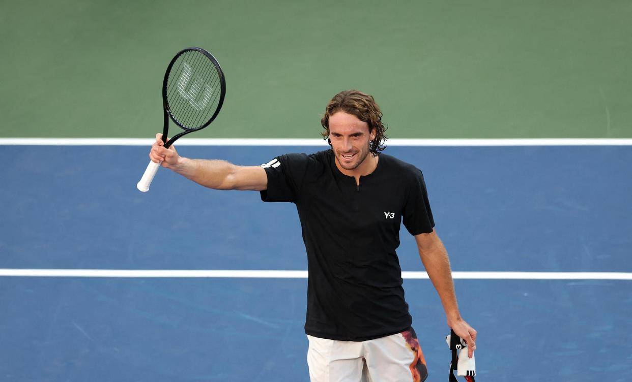 意大利网球队鏖战美国网球队，西西帕斯爆发神勇