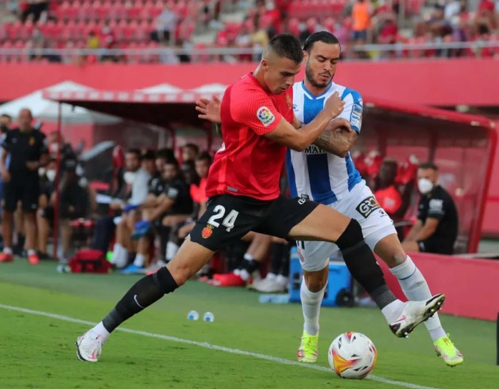 瓦伦西亚客场击败对手，继续上升积分榜！