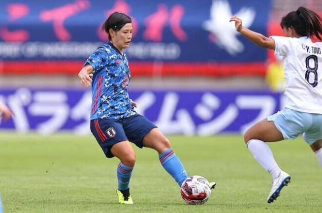 韩国队碾压日本队,黄鸭组合刷新纪录 韩国队碾压日本队,黄鸭组合刷新纪录