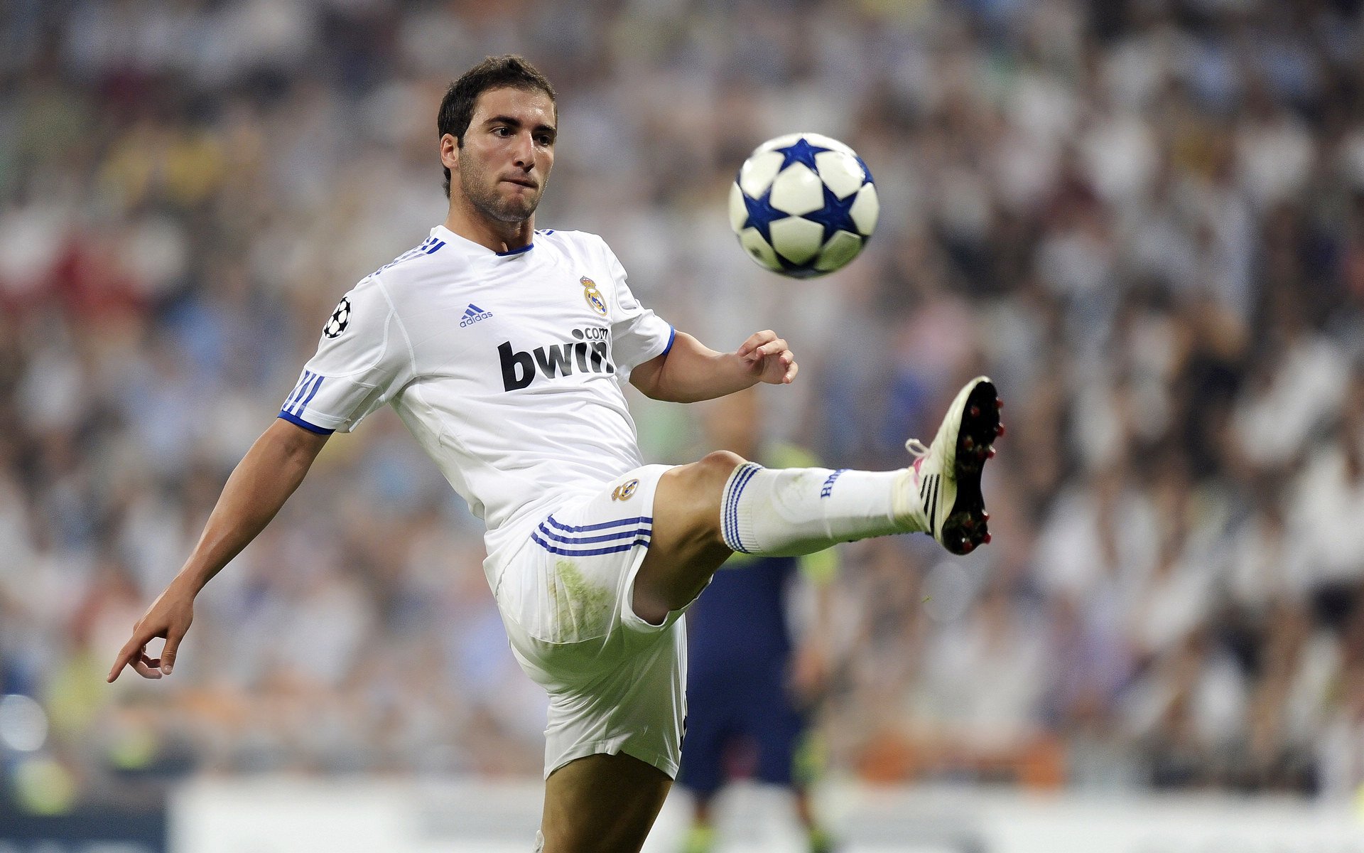 欧冠半决赛焦点战，西班牙战术风暴，如何带走尤文图斯？